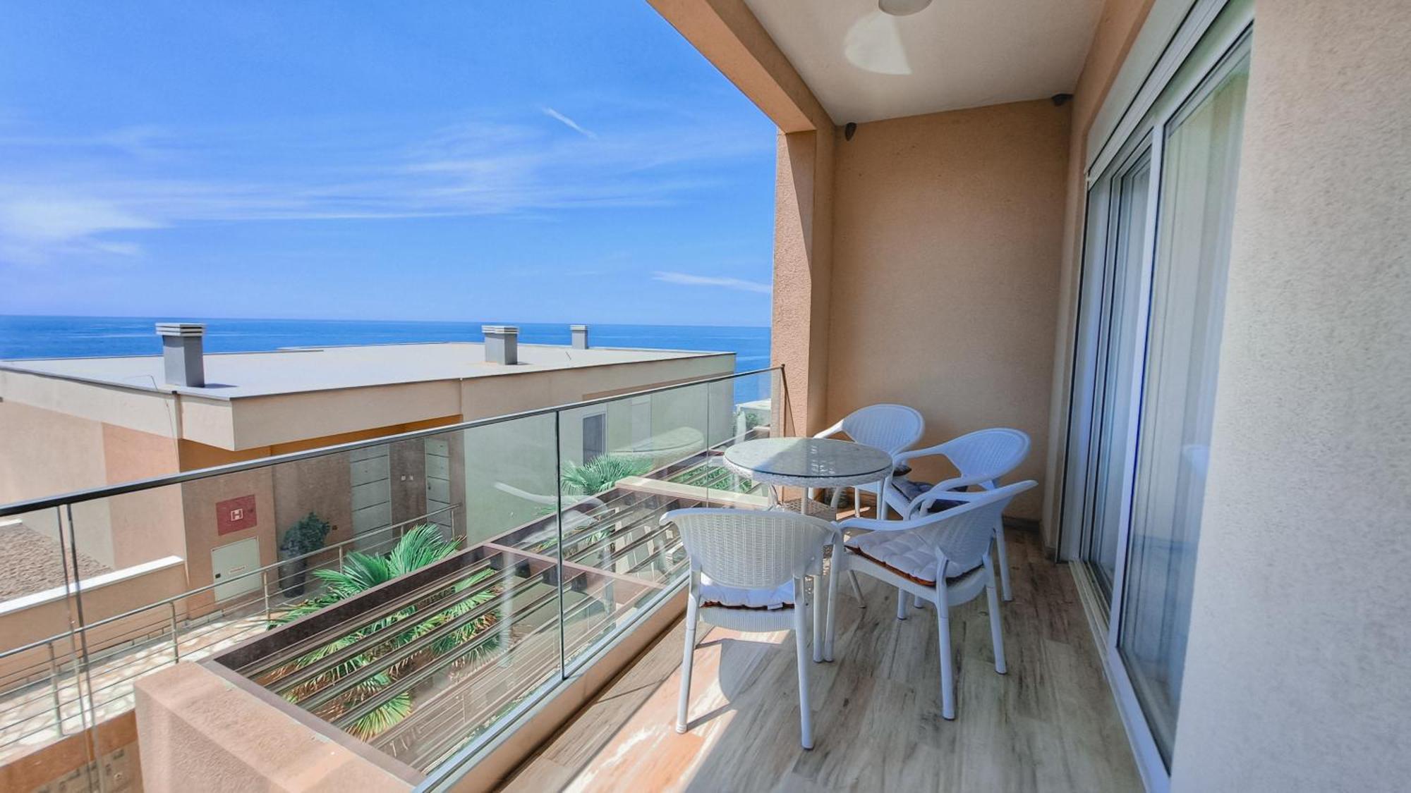 Yourhome Beach First Line Dobra Voda Kültér fotó